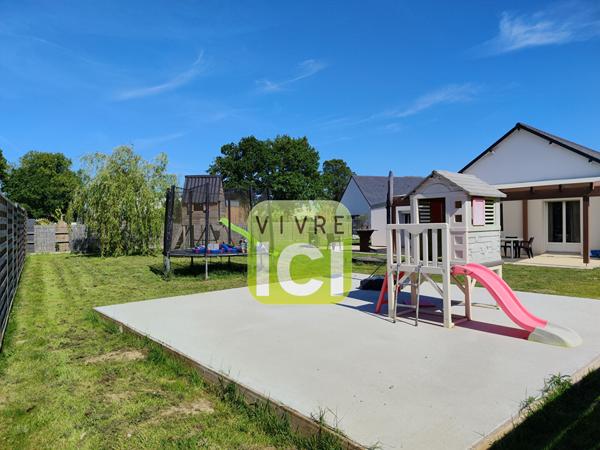 EXCLUSIVITÉ - Maison contemporaine de plain-pied - 4 Chambres -Jardin 1500 m² -Proche centre