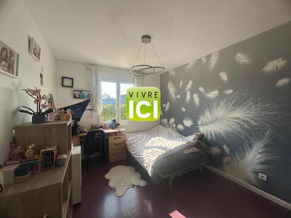 EXCLUSIVITÉ - Maison contemporaine de plain-pied - 4 Chambres -Jardin 1500 m² -Proche centre