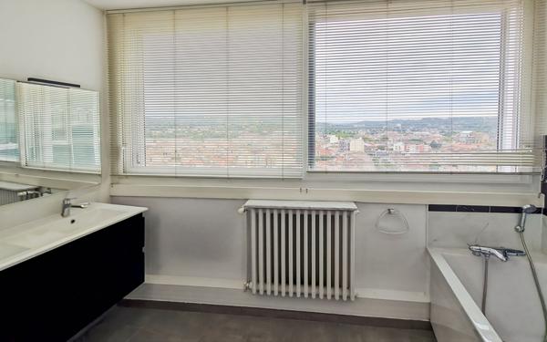 Appartement à vendre    3 pièces • 89,37 m2 Agen