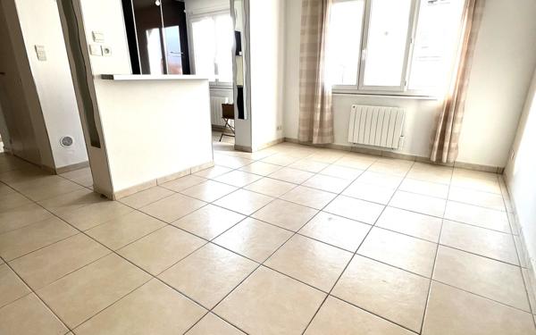 Appartement à louer    2 pièces •  Saint-Martin-d'Hères