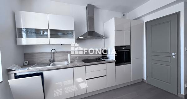 Location Appartement meublé 2 pièces 66.7 m² - Meaux 77100
