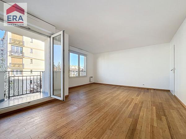 A VENDRE 3 PIECES 63m² BALCON + BOX