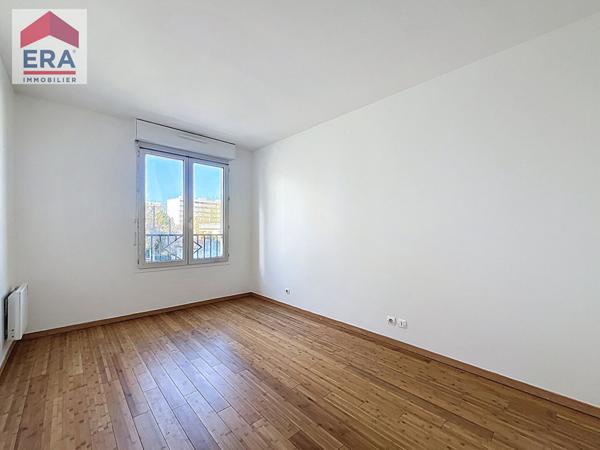 A VENDRE 3 PIECES 63m² BALCON + BOX