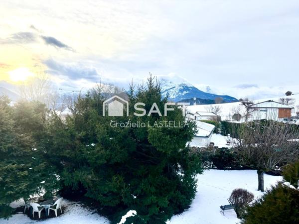 MAISON FAMILIALE AVEC VUE MONTAGNES DE 188 M²SUR 1815 M² DE TERRAIN