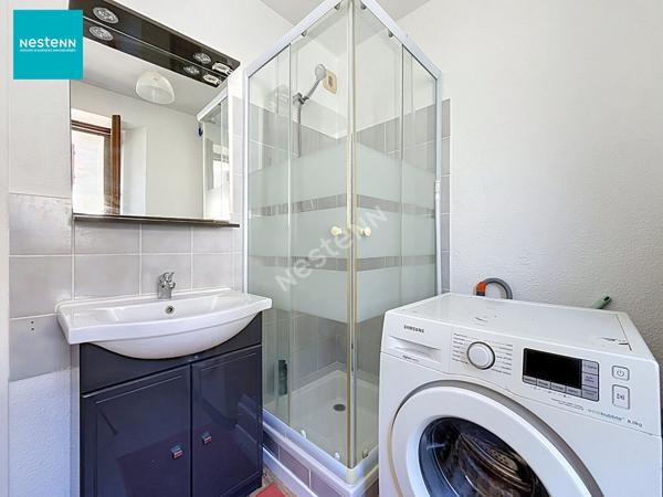 FAVERGES-SEYTHENEX _ Appartement 3 pièces de 58 m², avec parking de copropriété, cave et balcon, à vendre