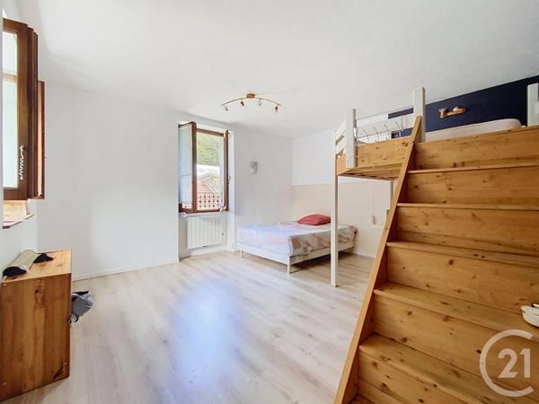 Appartement à vendre  2 pièces - 53,74 m 2   HAUTS DE BIENNE  - 39