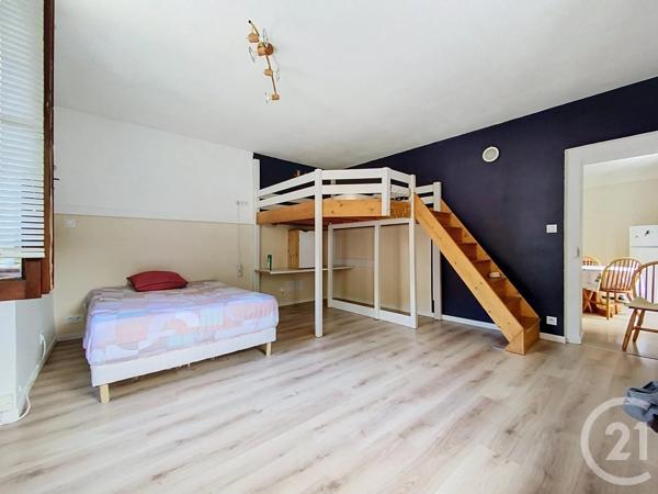 Appartement à vendre  2 pièces - 53,74 m 2   HAUTS DE BIENNE  - 39