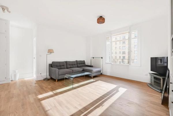 Appartement Paris 16 e - QUAIS DE SEINE