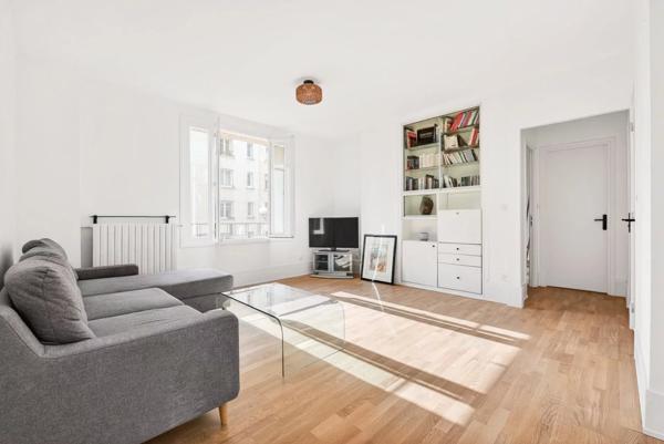 Appartement Paris 16 e - QUAIS DE SEINE