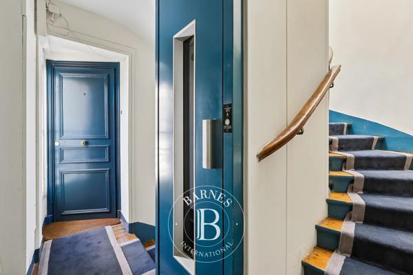 Paris 7ème, Appartement 2 Chambres -  71 m² à vendre