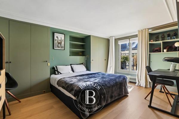 Paris 7ème, Appartement 2 Chambres -  71 m² à vendre