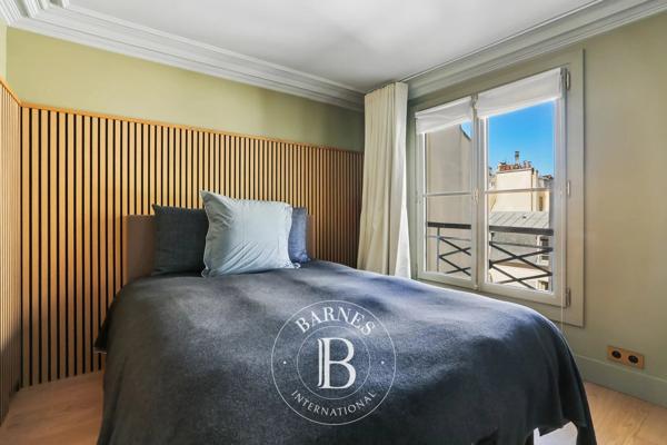 Paris 7ème, Appartement 2 Chambres -  71 m² à vendre