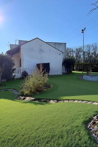 VILLA DE PLAIN PIED AVEC PISCINE SUR UN TERRAIN DE 680 M²