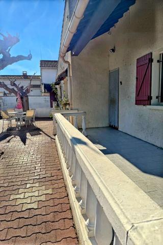 VILLA DE PLAIN PIED AVEC PISCINE SUR UN TERRAIN DE 680 M²