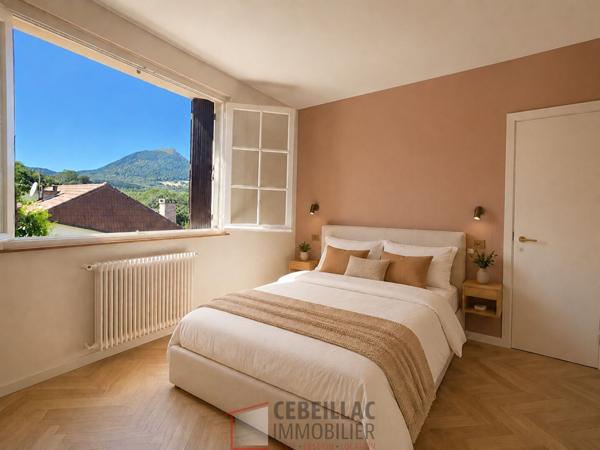 Maison 7 pièce(s) 6 chambre(s) 144 m²