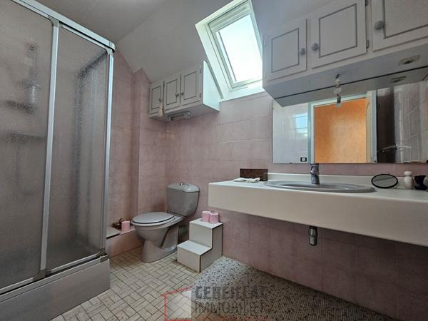 Maison 7 pièce(s) 6 chambre(s) 144 m²