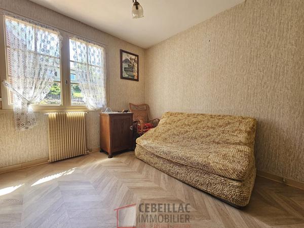 Maison 7 pièce(s) 6 chambre(s) 144 m²