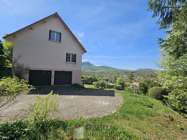 Maison 7 pièce(s) 6 chambre(s) 144 m²