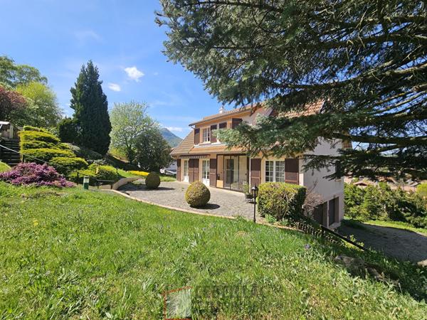 Maison 7 pièce(s) 6 chambre(s) 144 m²