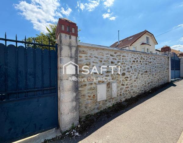 MAGNIFIQUE TERRAIN CONSTRUCTIBLE
