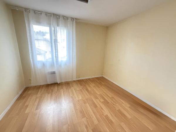 Maison 4 pièce(s) 3 chambre(s) 90 m²