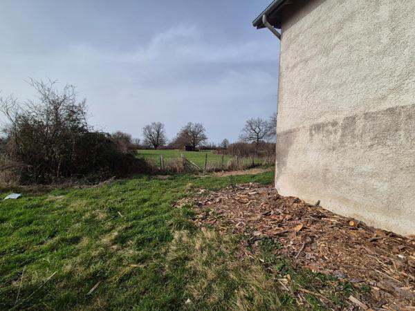 Immeuble à VEAUCHE, 42340 - 240m²