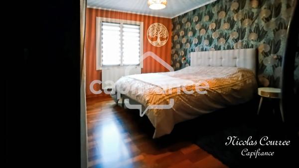 Maison 3 chambres avec véranda, piscine le tout sur 2325m² à Melle (79500)