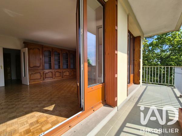 Appartement à vendre 5 pièces 106,33 m² Évry-Courcouronnes