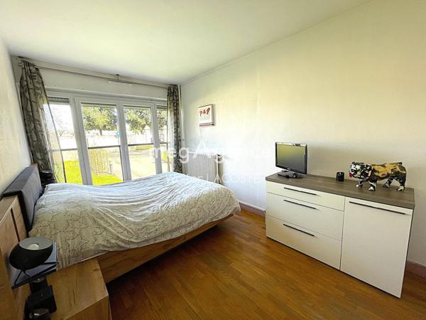 Appartement à PLAISIR, 78370 - 4 pièces 82m²