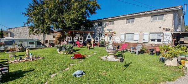 Maison à SAINTES, 17100 - 7 pièces 181m²