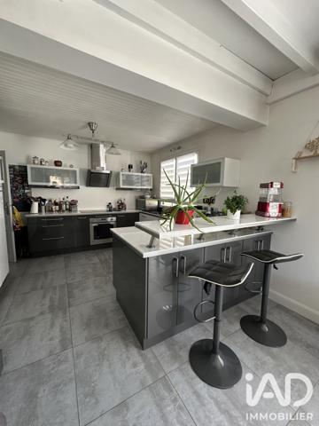 Maison à vendre 6 pièces 177,48 m² Méry-sur-Oise