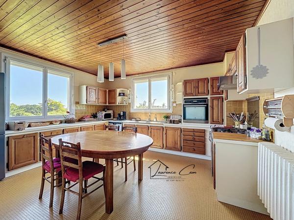 Maison de charme à Landéda – Vie de plain-pied, volumes généreux à deux pas de l’Aber Wrac’h