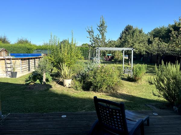 Maison de Plain-pied 6 pièces à vendre à Perthes, 4 chambres, au calme avec piscine