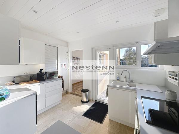 Maison de Plain-pied 6 pièces à vendre à Perthes, 4 chambres, au calme avec piscine