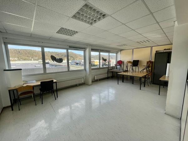 Bureaux à louer à SAINT ETIENNE DU ROUVRAY 76800