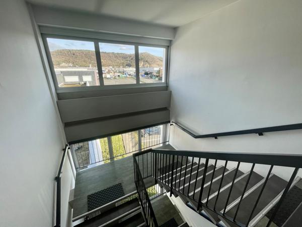 Bureaux à louer à SAINT ETIENNE DU ROUVRAY 76800