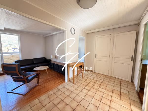 GRENOBLE - APPARTEMENT T4 -DERNIER ETAGE