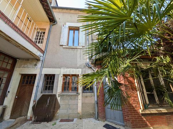 Maison La Charite Sur Loire 14 pièce(s) 445.88 m2