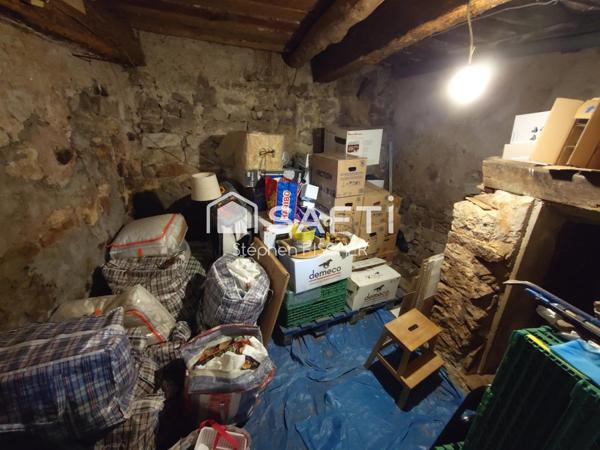 Maison de village avec remise