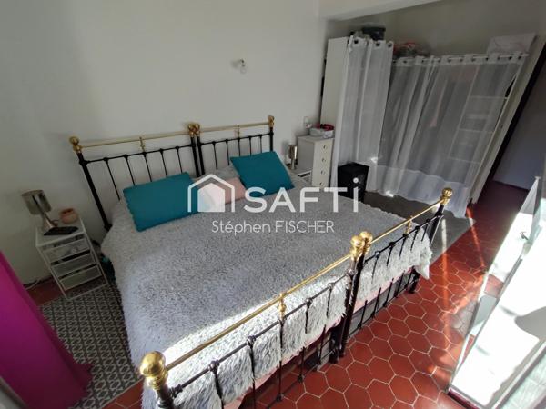 Maison de village avec remise