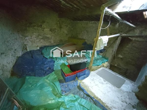 Maison de village avec remise