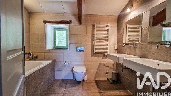 Maison à vendre 6 pièces 130 m² Goudargues