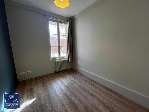 Appartement à louer 3 pièces 82.73m²