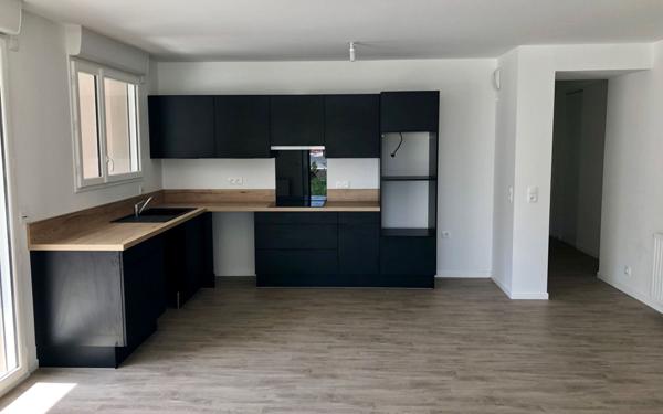 Appartement à louer    3 pièces • 65,38 m2 Montévrain