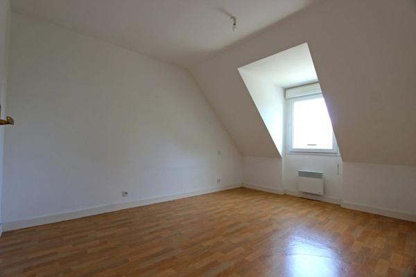 A LOUER QUARTIER CHAPTAL, UNE MAISON CONTEMPORAINE 4 CHAMBRES. -