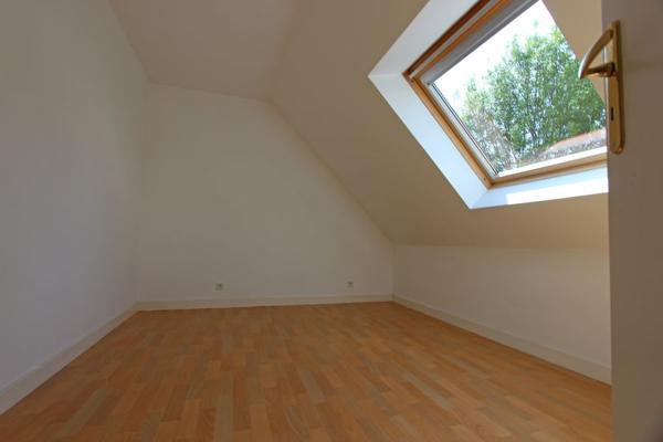 A LOUER QUARTIER CHAPTAL, UNE MAISON CONTEMPORAINE 4 CHAMBRES. -