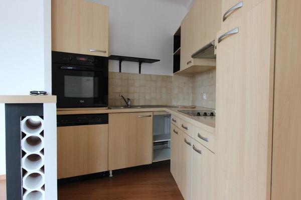 UN APPARTEMENT T3 BIS LUMINEUX EN CENTRE-VILLE DE QUIMPER. -