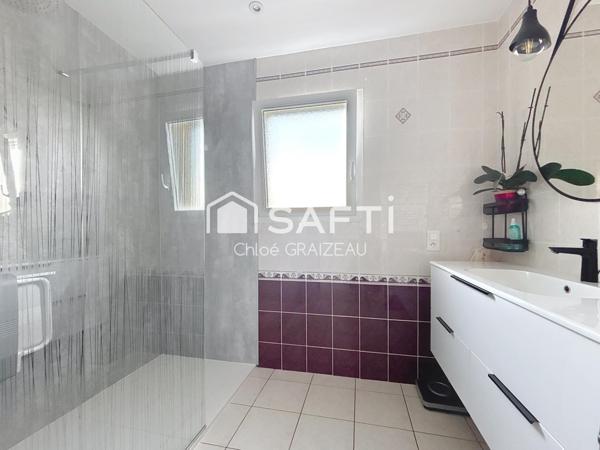 Maison de plain-pied, 121 m², 3 chambres et un bureau