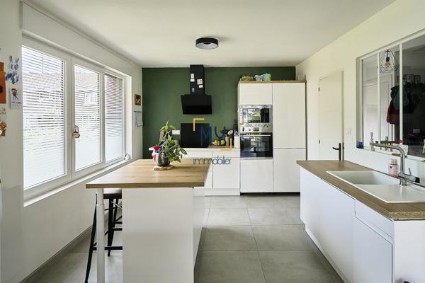 JOLIE MAISON SEMI INDIVIDUELLE 100m2 AVEC JARDIN ET GARAGE