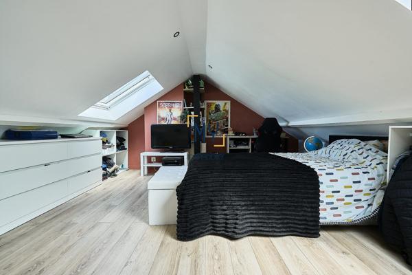 JOLIE MAISON SEMI INDIVIDUELLE 100m2 AVEC JARDIN ET GARAGE